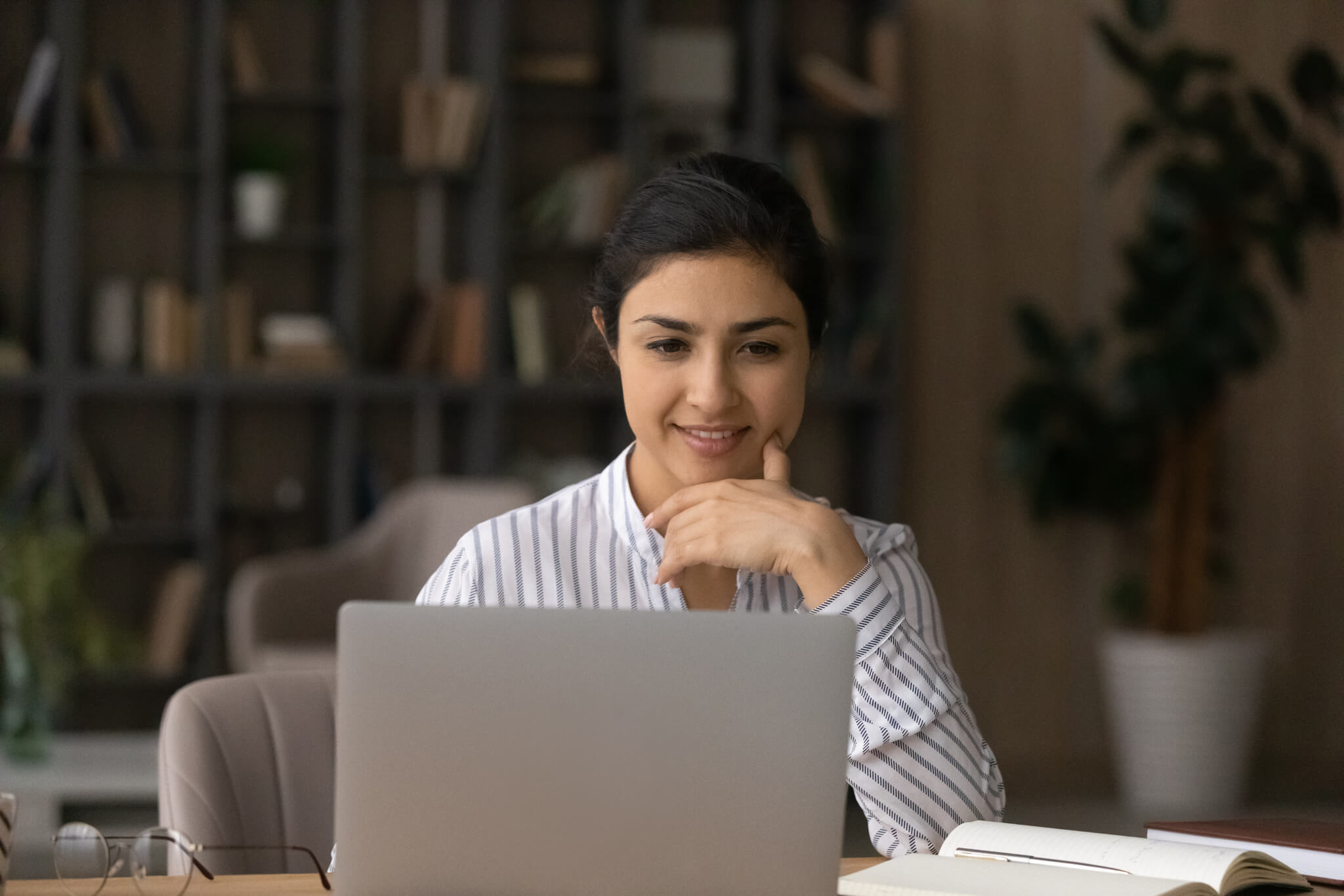 Student learning from a mentor via video chat